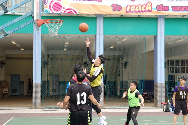 http://www.ntsha.org.hk/images/stories/activities/2017_teachers_basketball_match/semi_fin_and_fin/smallDSC_5396.JPG