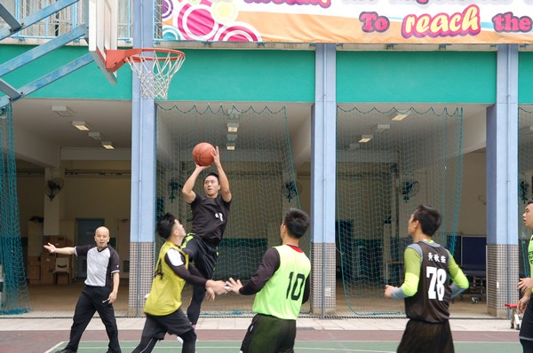 http://www.ntsha.org.hk/images/stories/activities/2017_teachers_basketball_match/semi_fin_and_fin/smallDSC_5399.JPG