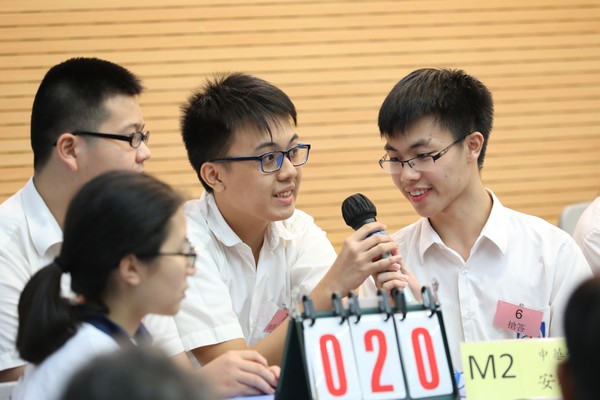 http://www.ntsha.org.hk/images/stories/activities/2018_basic_law_secondary_schools_quiz_competition/smallOZO_6106.JPG
