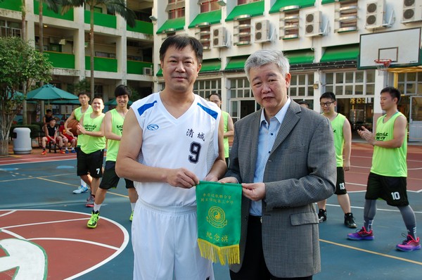 http://www.ntsha.org.hk/images/stories/activities/2015_Qingyuan_HongKong_basketball_friend_match/smallDSC_8463.JPG